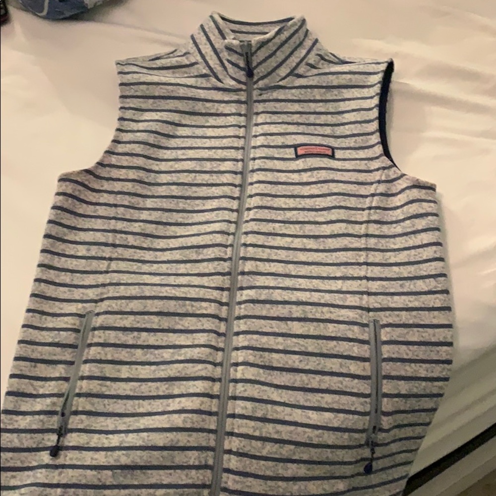 Woman’s vest - Picture 1 of 1